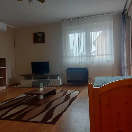 Апартаменты Balaton *